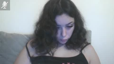 Snapshot of prettyjulliette chatting on February 2026 06:02:02 PM prettyjulliette online show from February 2026 06:02:02 PM