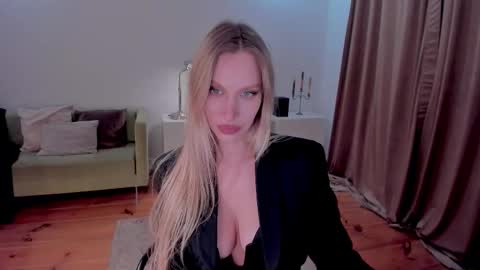 Eva online show from March 2025 10:59:01 PM