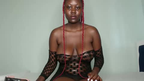 Lizzy online show from January 2025 07:31:01 AM