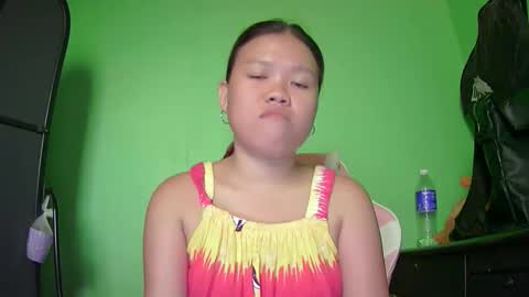Snapshot of prettymae756493 chatting on June 2026 06:03:02 AM prettymae756493 online show from June 2026 06:03:02 AM