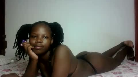 Snapshot of prettymelly_ chatting on March 2025 01:58:02 AM Melly online show from March 2025 01:58:02 AM