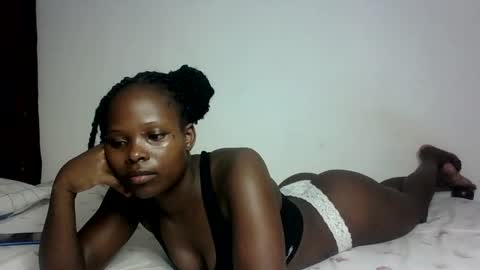 Snapshot of prettymelly_ chatting on March 2025 07:09:02 PM Melly online show from March 2025 07:09:02 PM