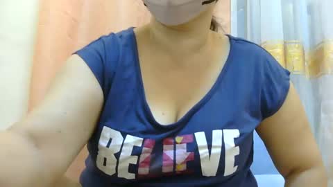 Nhing online show from October 2025 02:58:02 PM