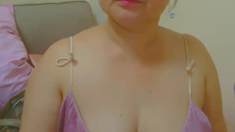 Nhing online show from May 2026 02:03:02 PM