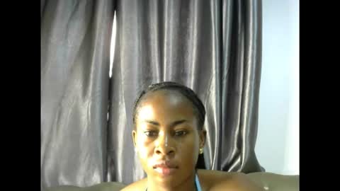 prettypetite09 online show from September 2025 11:34:02 AM
