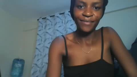 Snapshot of prettypussy_24 chatting on May 2026 09:21:02 PM prettypussy_24 online show from May 2026 09:21:02 PM