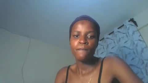 Snapshot of prettypussy_24 chatting on May 2026 07:11:01 PM prettypussy_24 online show from May 2026 07:11:01 PM