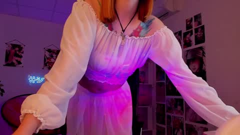 Snapshot of prettyreckess chatting on December 2024 08:00:02 AM Mila -NONUDE MODEL online show from December 2024 08:00:02 AM
