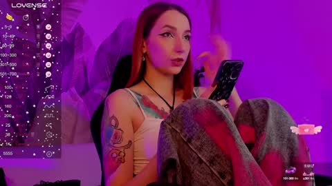 Snapshot of prettyreckess chatting on December 2024 08:20:01 AM Mila -NONUDE MODEL online show from December 2024 08:20:01 AM