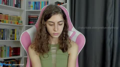 Sophie  next stream will be at Monday  i will wait you guys  online show from December 2024 08:57:02 PM