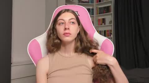 Sophie  next stream will be at Monday  i will wait you guys  online show from July 2026 05:44:01 AM
