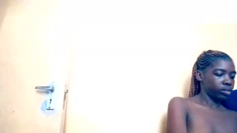 prettyzuzu online show from January 2026 07:34:01 AM