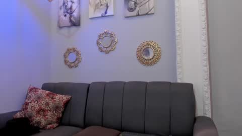 prince_arthur77 online show from February 2025 03:54:02 PM