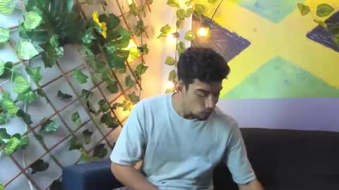 prince_arthur77 online show from September 2025 07:58:02 PM