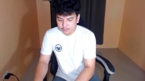 Snapshot of prince_killian chatting on June 2026 06:27:01 AM Killian online show from June 2026 06:27:01 AM