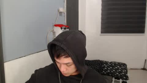 Prince Adrian online show from October 2025 06:37:01 PM