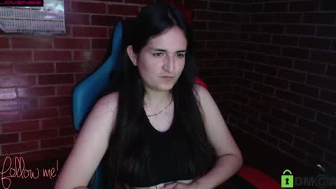 Snapshot of princesa_leia_zathur chatting on December 2024 01:11:02 AM Leia online show from December 2024 01:11:02 AM