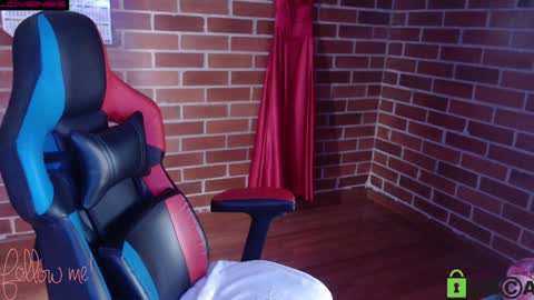 Snapshot of princesa_leia_zathur chatting on December 2024 04:21:01 PM Leia online show from December 2024 04:21:01 PM