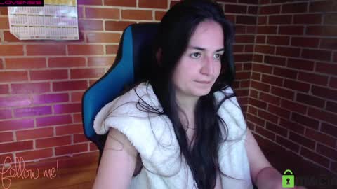 Snapshot of princesa_leia_zathur chatting on January 2025 04:16:02 PM Leia online show from January 2025 04:16:02 PM