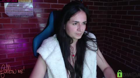 Snapshot of princesa_leia_zathur chatting on January 2025 12:37:02 AM Leia online show from January 2025 12:37:02 AM