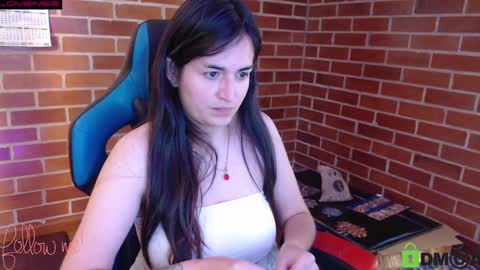 Snapshot of princesa_leia_zathur chatting on January 2025 02:25:01 PM Leia online show from January 2025 02:25:01 PM
