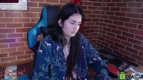 Snapshot of princesa_leia_zathur chatting on January 2025 06:55:02 PM Leia online show from January 2025 06:55:02 PM