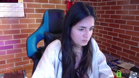 Snapshot of princesa_leia_zathur chatting on February 2025 04:14:01 PM Leia online show from February 2025 04:14:01 PM