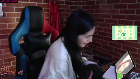 Snapshot of princesa_leia_zathur chatting on February 2025 07:02:01 PM Leia online show from February 2025 07:02:01 PM