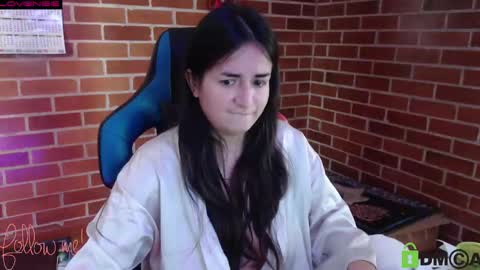 Snapshot of princesa_leia_zathur chatting on February 2025 04:14:02 PM Leia online show from February 2025 04:14:02 PM