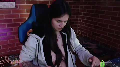 Snapshot of princesa_leia_zathur chatting on February 2025 04:21:01 PM Leia online show from February 2025 04:21:01 PM