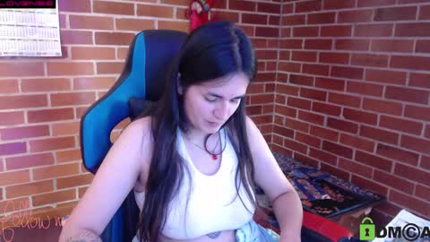 Snapshot of princesa_leia_zathur chatting on March 2025 04:46:02 PM Leia online show from March 2025 04:46:02 PM