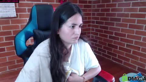 Snapshot of princesa_leia_zathur chatting on September 2025 06:30:02 PM Leia online show from September 2025 06:30:02 PM