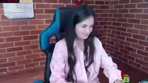 Snapshot of princesa_leia_zathur chatting on September 2025 01:33:02 PM Leia online show from September 2025 01:33:02 PM