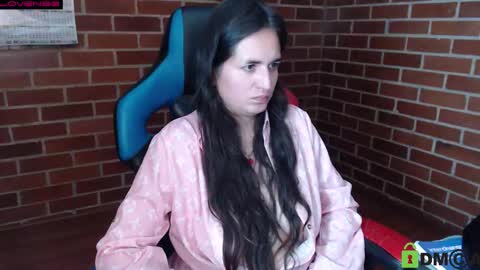 Snapshot of princesa_leia_zathur chatting on September 2025 01:16:02 AM Leia online show from September 2025 01:16:02 AM
