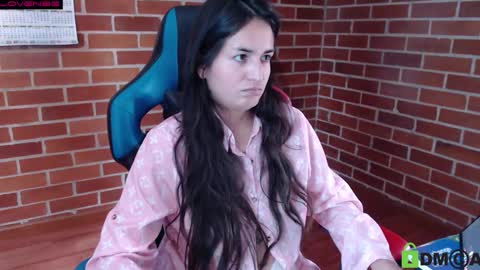 Snapshot of princesa_leia_zathur chatting on September 2025 01:22:01 PM Leia online show from September 2025 01:22:01 PM