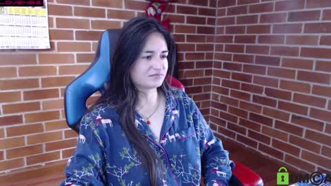 Snapshot of princesa_leia_zathur chatting on September 2025 01:15:02 PM Leia online show from September 2025 01:15:02 PM