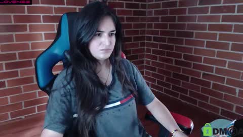 Snapshot of princesa_leia_zathur chatting on October 2025 03:22:01 PM Leia online show from October 2025 03:22:01 PM