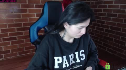 Snapshot of princesa_leia_zathur chatting on October 2025 11:40:01 AM Leia online show from October 2025 11:40:01 AM