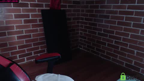 Snapshot of princesa_leia_zathur chatting on November 2025 11:31:01 AM Leia online show from November 2025 11:31:01 AM