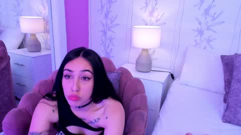 Snapshot of princesagabby chatting on January 2025 01:48:01 AM princesagabby online show from January 2025 01:48:01 AM