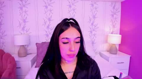 Snapshot of princesagabby chatting on February 2025 01:10:01 AM princesagabby online show from February 2025 01:10:01 AM