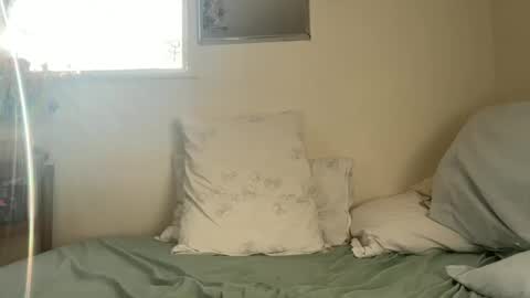 Peaches online show from January 2025 08:11:02 PM