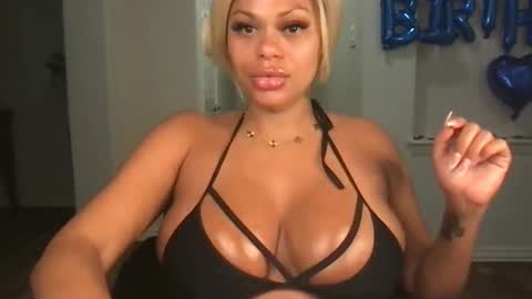 Snapshot of princess1tick chatting on May 2026 10:04:02 PM princess1tick online show from May 2026 10:04:02 PM
