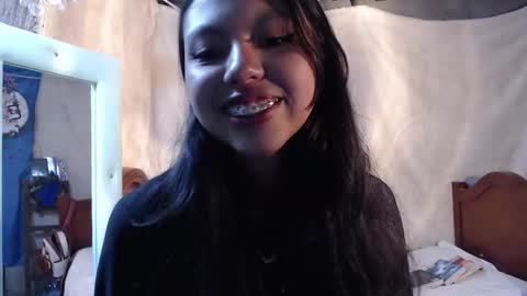  Elia  online show from December 2025 12:49:02 AM