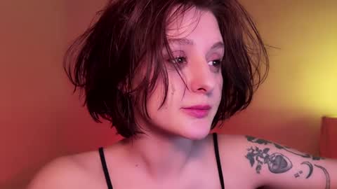 Kristina online show from March 2025 06:00:02 PM