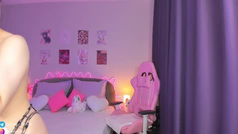 Kristy online show from February 2025 10:42:02 AM