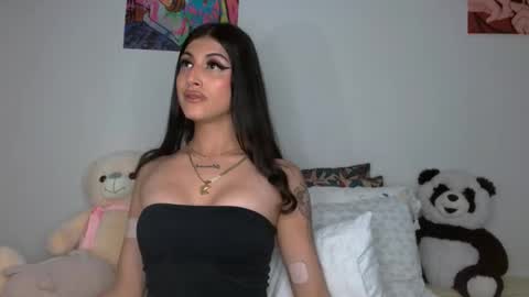 Snapshot of princess_ofyourdreams chatting on October 2025 05:08:01 AM Sophie online show from October 2025 05:08:01 AM