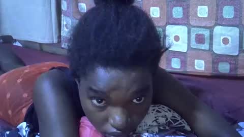 princess_scovia online show from October 2025 08:07:01 AM