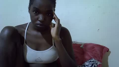 Snapshot of princess_scovia chatting on May 2026 06:01:01 PM princess_scovia online show from May 2026 06:01:01 PM