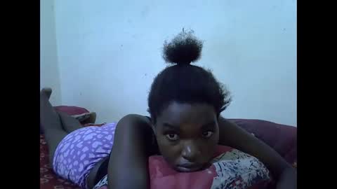 Snapshot of princess_scovia chatting on May 2026 07:13:02 AM princess_scovia online show from May 2026 07:13:02 AM